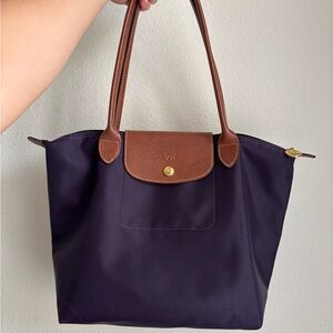 Long Champ Medium Tote Bag